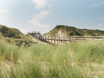 Wenduine - De Haan - construction d'escalier en bois dans les dunes